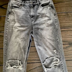 AE Ripped, black/gray wash Highest Waist Mom Jeans
